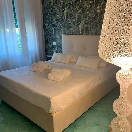 Giga Mare Apartments Отель типа 