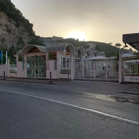 Giga Mare Apartments *