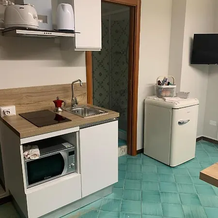 Giga Mare Apartments Сорренто